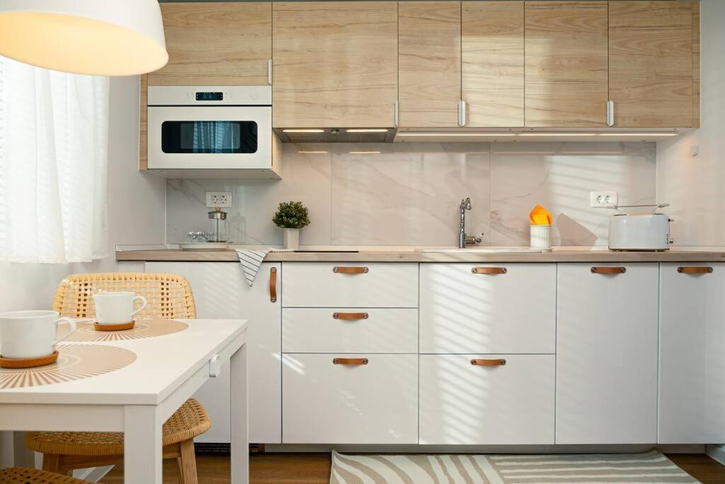 New Cute Studioapartment In Ljubljana + Free Bikes ภายนอก รูปภาพ